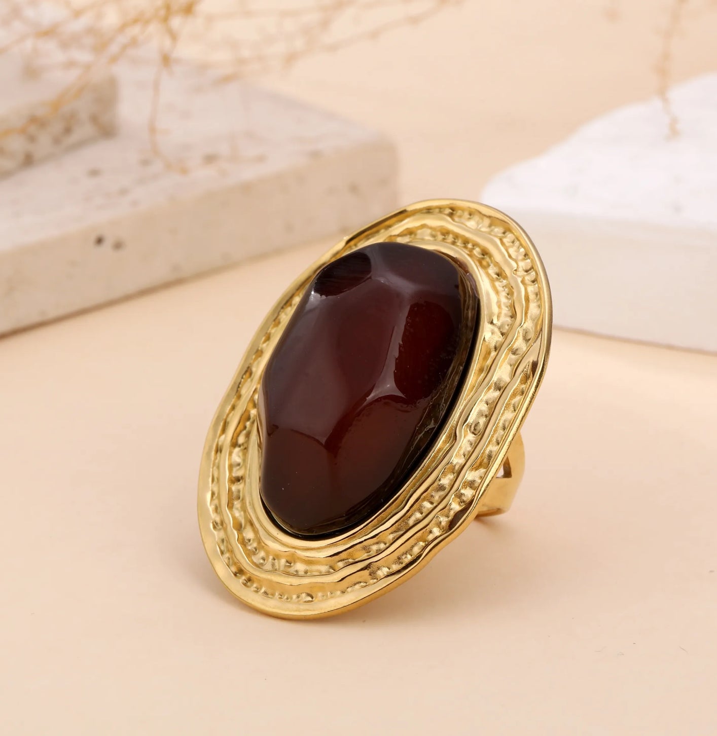 Gold Oval Statement Ring with Red Gemstone | Vintage-Inspired Jewelry