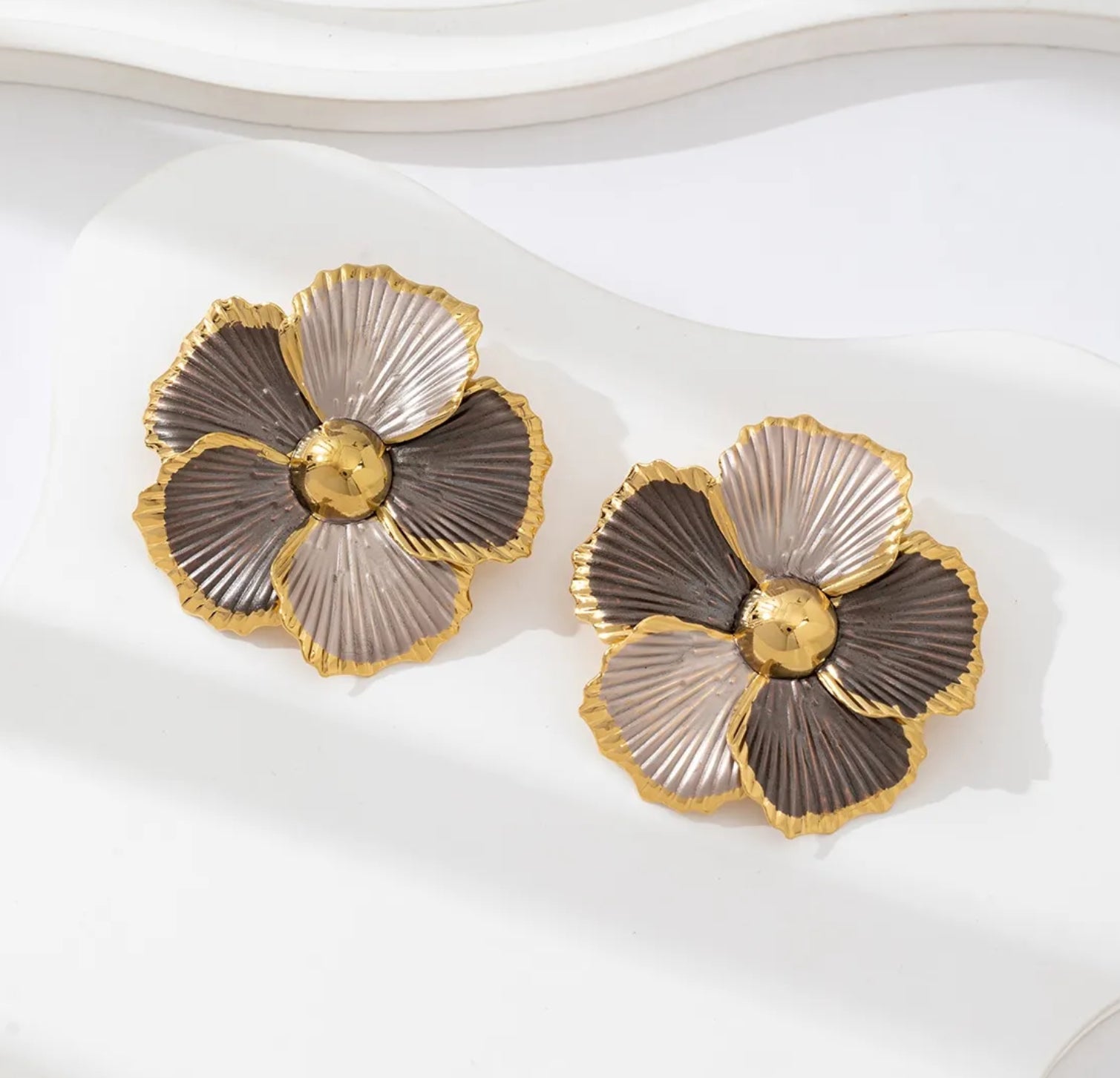 Two-Tone Metallic Flower Stud Earrings | Elegant Gold & Silver Floral Jewelry