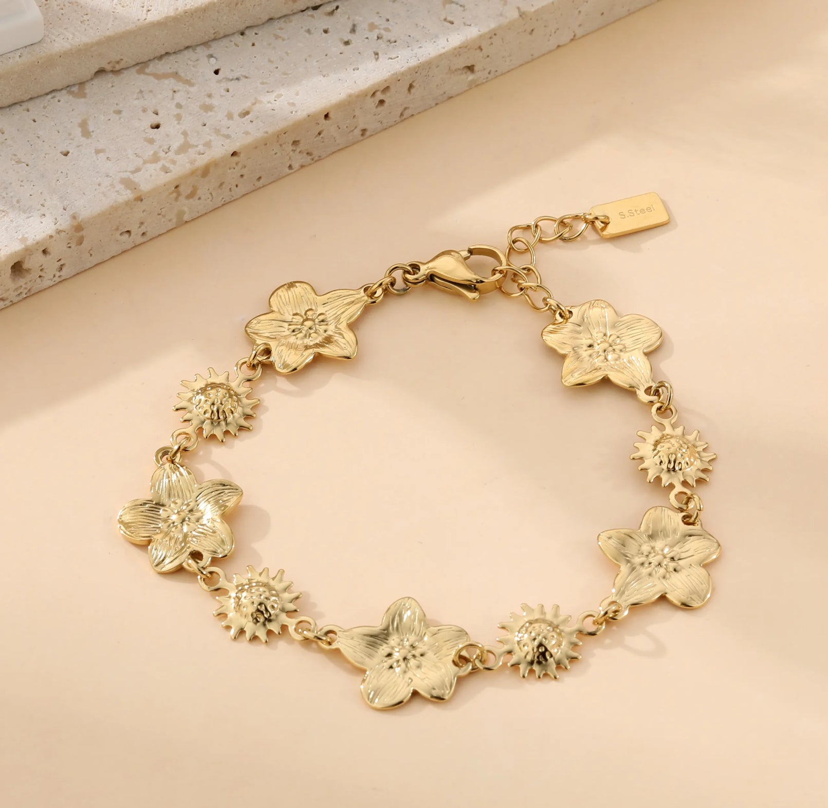 Gold Floral and Sun Charm Bracelet | Elegant Vintage-Inspired Jewelry
