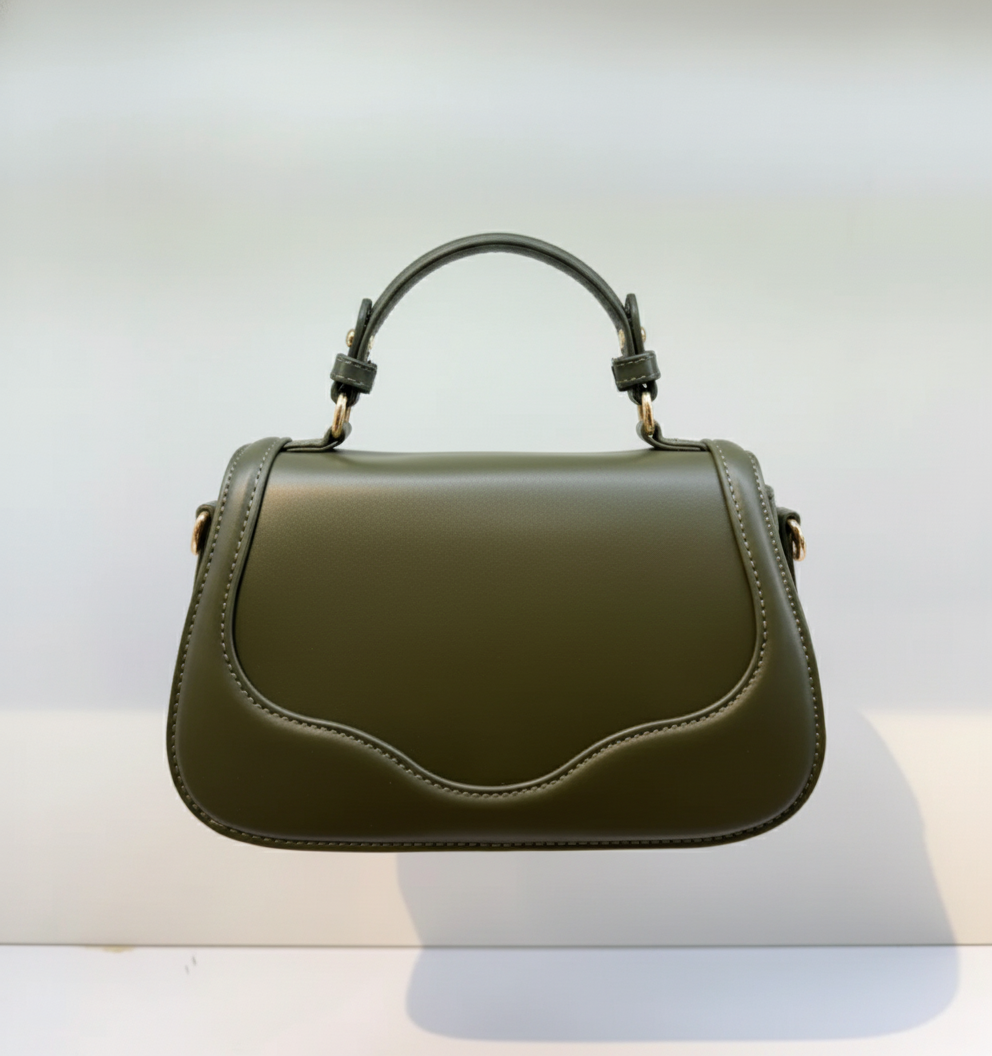 The Classic Curve Hand Bag – Timeless Charm, Modern Functionality