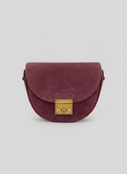 Vintage Grace Suede Bag – Timeless Elegance in Every Detail